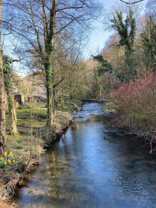 Granby Cottage, Peak District National Park ไทดส์เวลล์ ภายนอก รูปภาพ